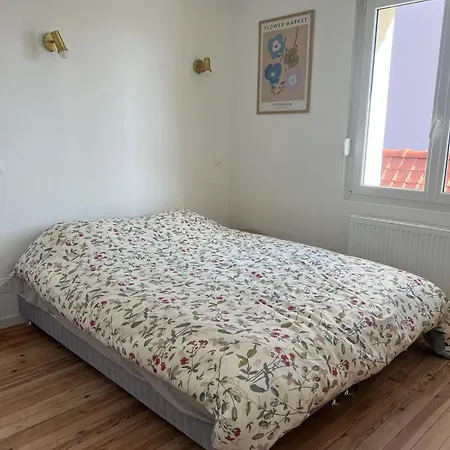 Maison Proche Avec Parking 펜션